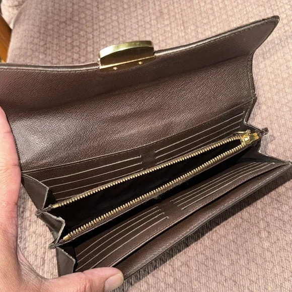 LOUIS VUITTON DAMIERE EBENE PORTEFEUILLE SISTINA LONG WALLET - Picture 8 of 9